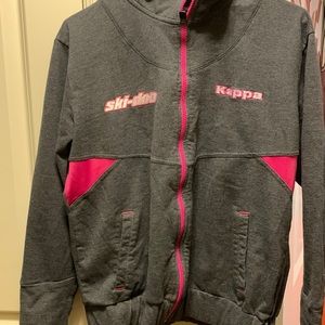 NWT Ski-dodo Kappa Sweater​